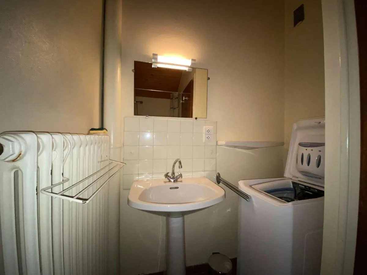 아파트 Charmant 2 Pieces + Mezzanine, Centre Chinaillon, Balcon Sud, Parking Prive - Fr-1-241-190 르그랑보르낭