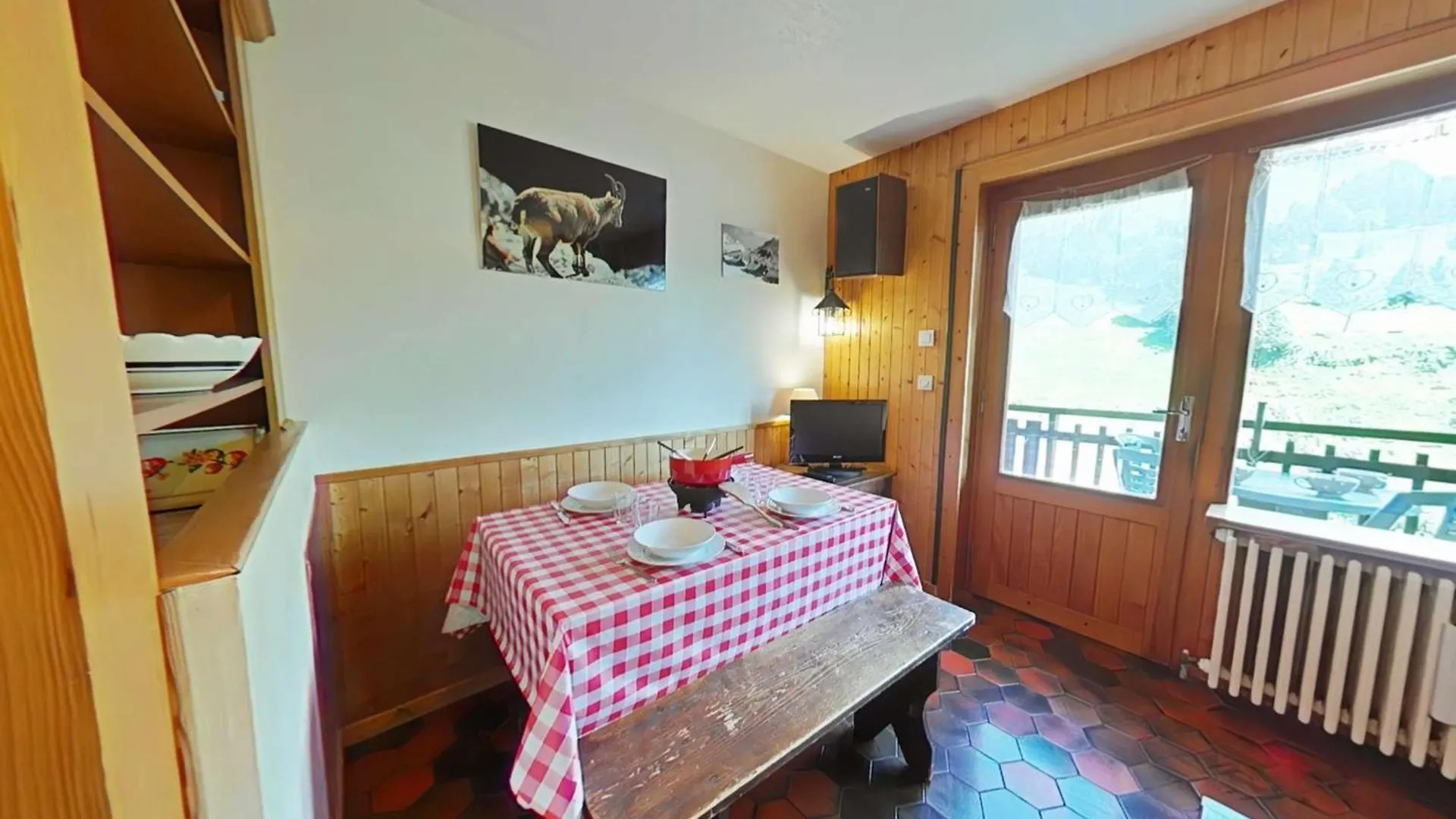 Charmant 2 Pieces + Mezzanine, Centre Chinaillon, Balcon Sud, Parking Prive - Fr-1-241-190 르그랑보르낭