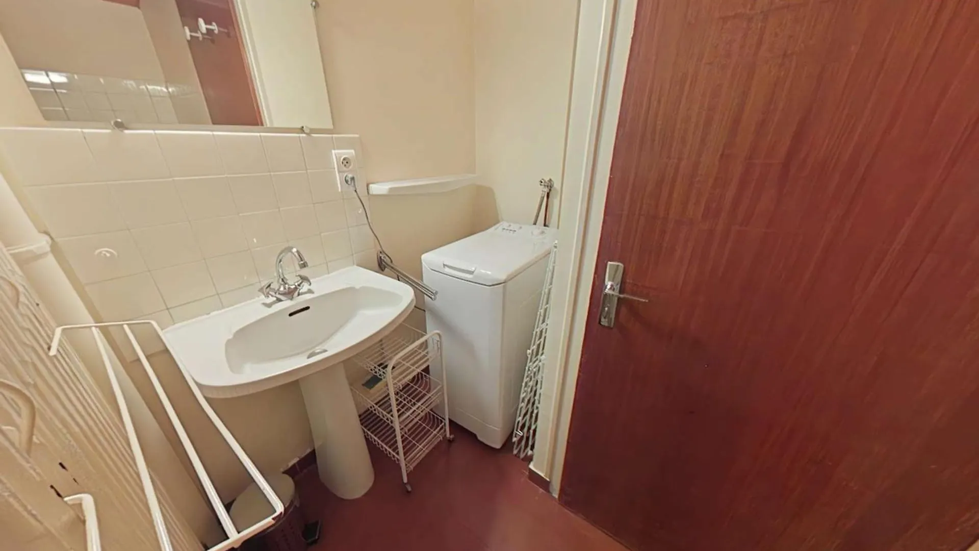 아파트 Charmant 2 Pieces + Mezzanine, Centre Chinaillon, Balcon Sud, Parking Prive - Fr-1-241-190 르그랑보르낭